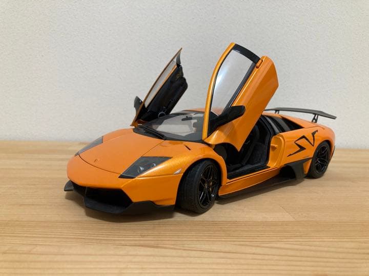 ランボルギーニ ムルシエラゴ AUTOart 1/18 オートアート
