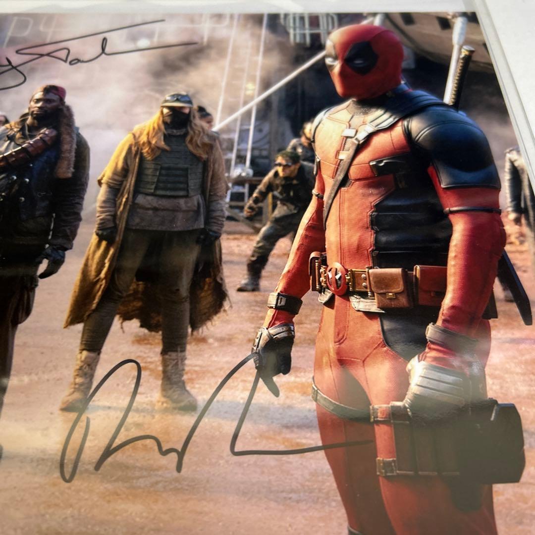 ヒュー・ジャックマン＆ライアン・レイノルズ 直筆サイン入りフォト デッドプール