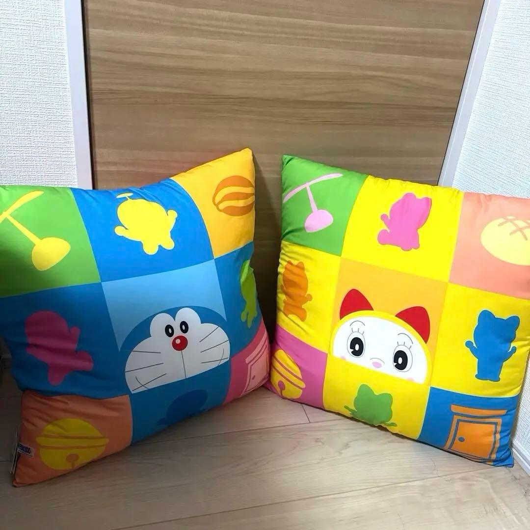 ドラえもん ドラミちゃん 変身機能付きクッション Amazon.co.jp
