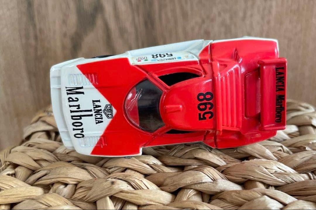 〈トミカ〉F66 ランチア ストラトス ターボ マルボロ(日本製)