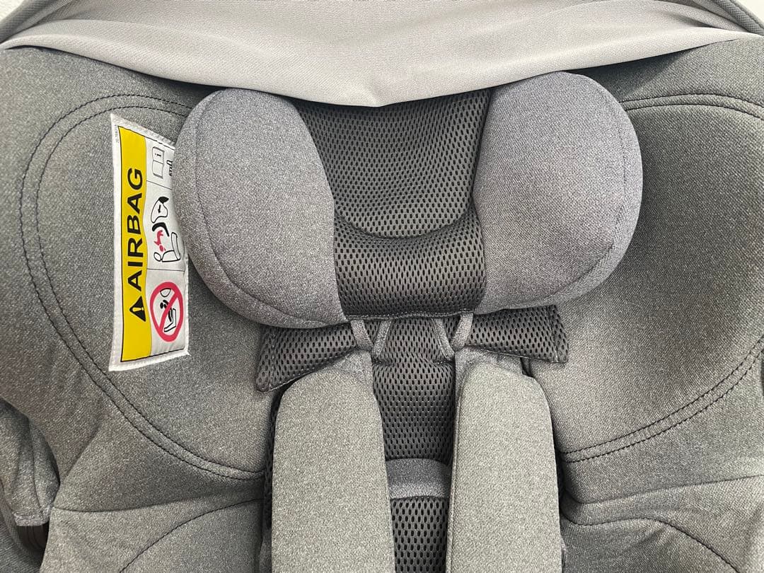 【なななななさん専用】チャイルドシート エールべべ　新生児〜4歳