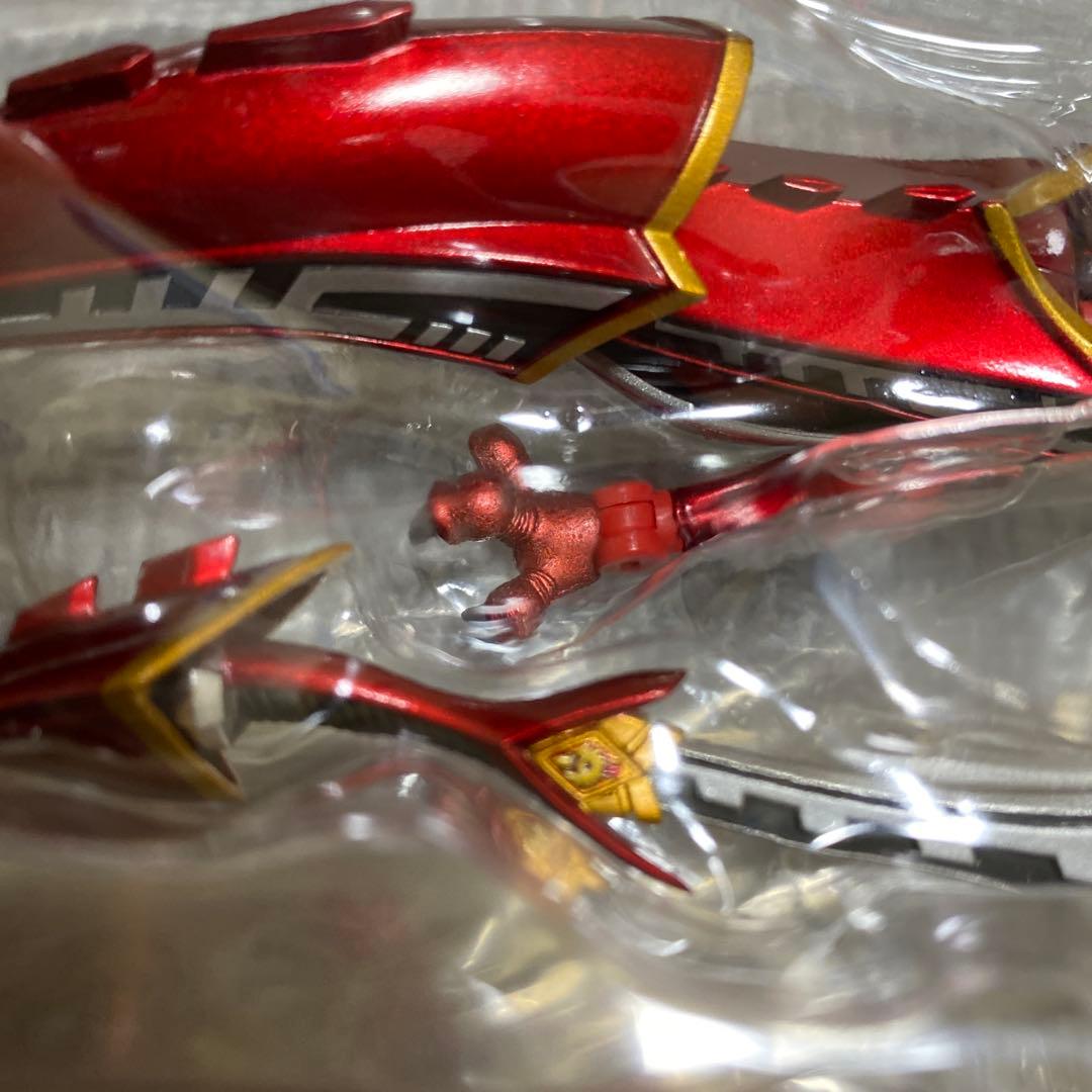 ［中身未使用］s.h.figuarts 仮面ライダー龍騎　バンダイ