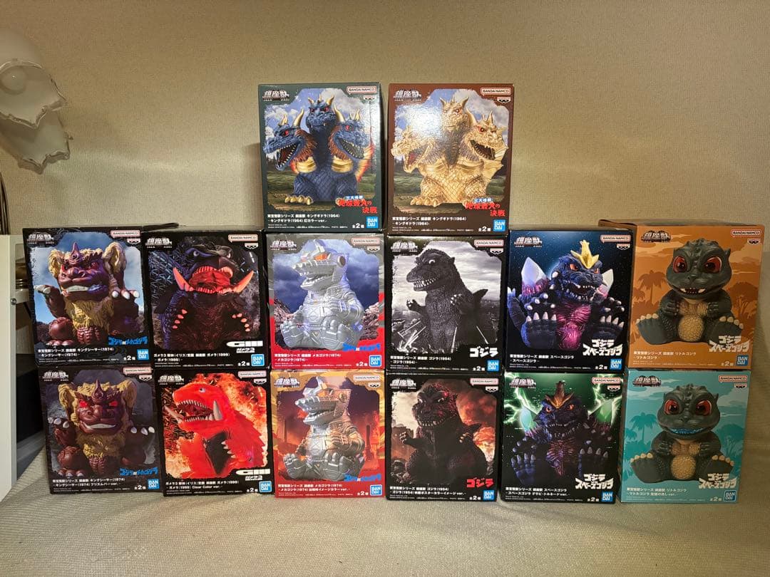 鎮座獣 ゴジラ キングギドラ メカゴジラ ガメラ キングシーサー等 14体