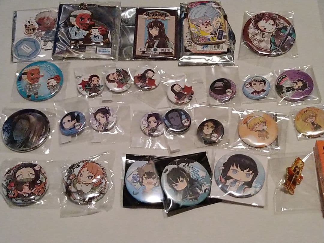 ★100点以上セット　鬼滅の刃　全集中展　DINING　アクリルチャーム　他