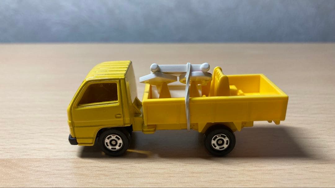 ご注意ください‼️Morian‼️トミカ道路作業車3台セット