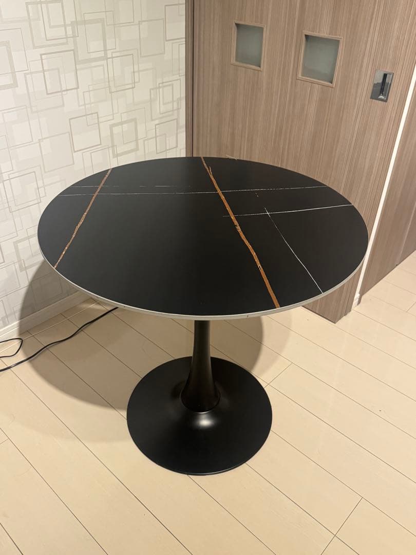 【ほぼ未使用】大理石調 カフェテーブル 80cm ブラック 高級感あり