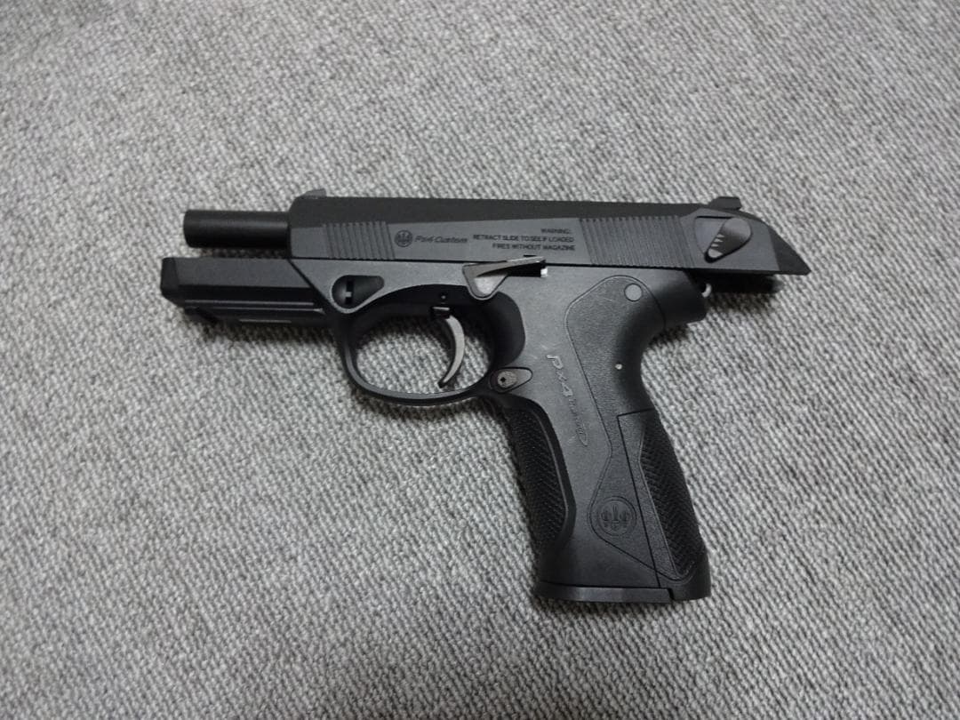 PX4 ガスガン 本体＋マガジン2本