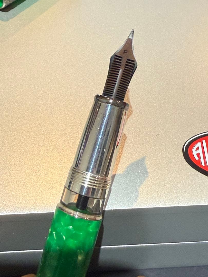 アウロラ万年筆 マーレ・ティレニア F アウロラ万年筆 マーレ