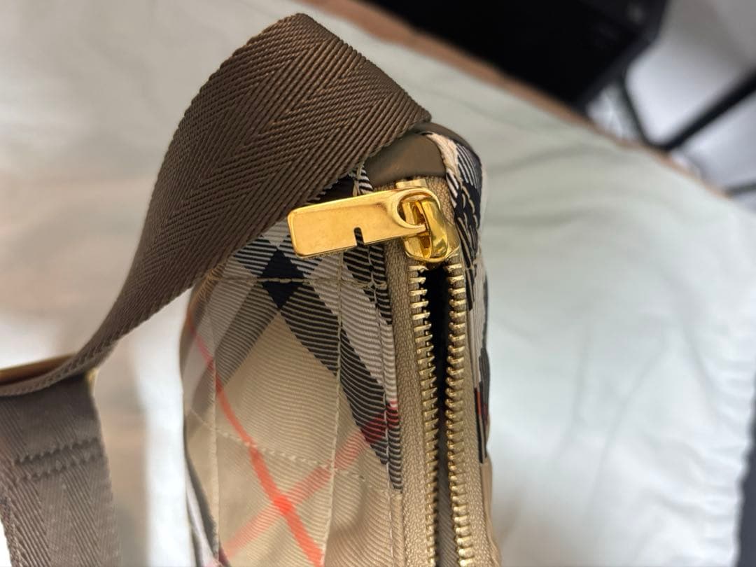 バーバリーホースシュークロスボディバッグ