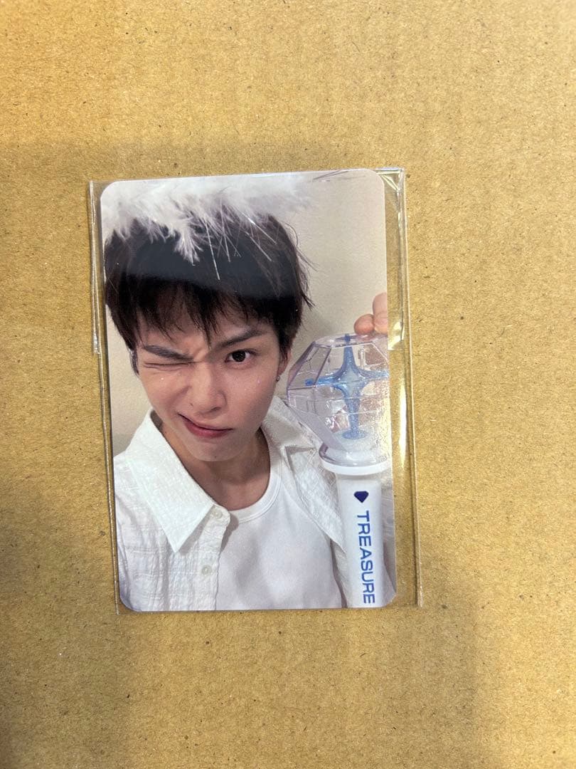 公式 treasure ペンライト 特典 トレカ アサヒ - メルカリ