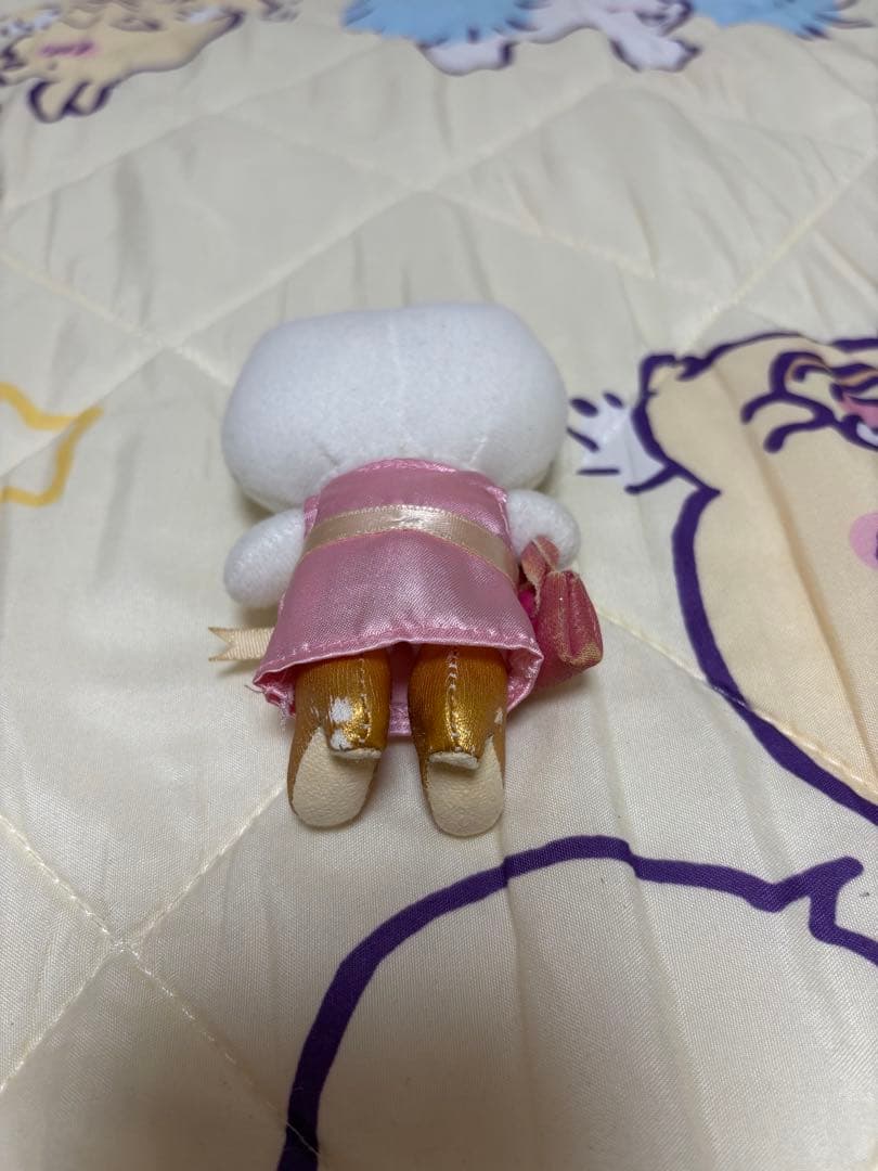 ハローキティ　ナナ　コラボ　ぬいぐるみマスコット　小松奈々　大崎ナナ　メモ帳