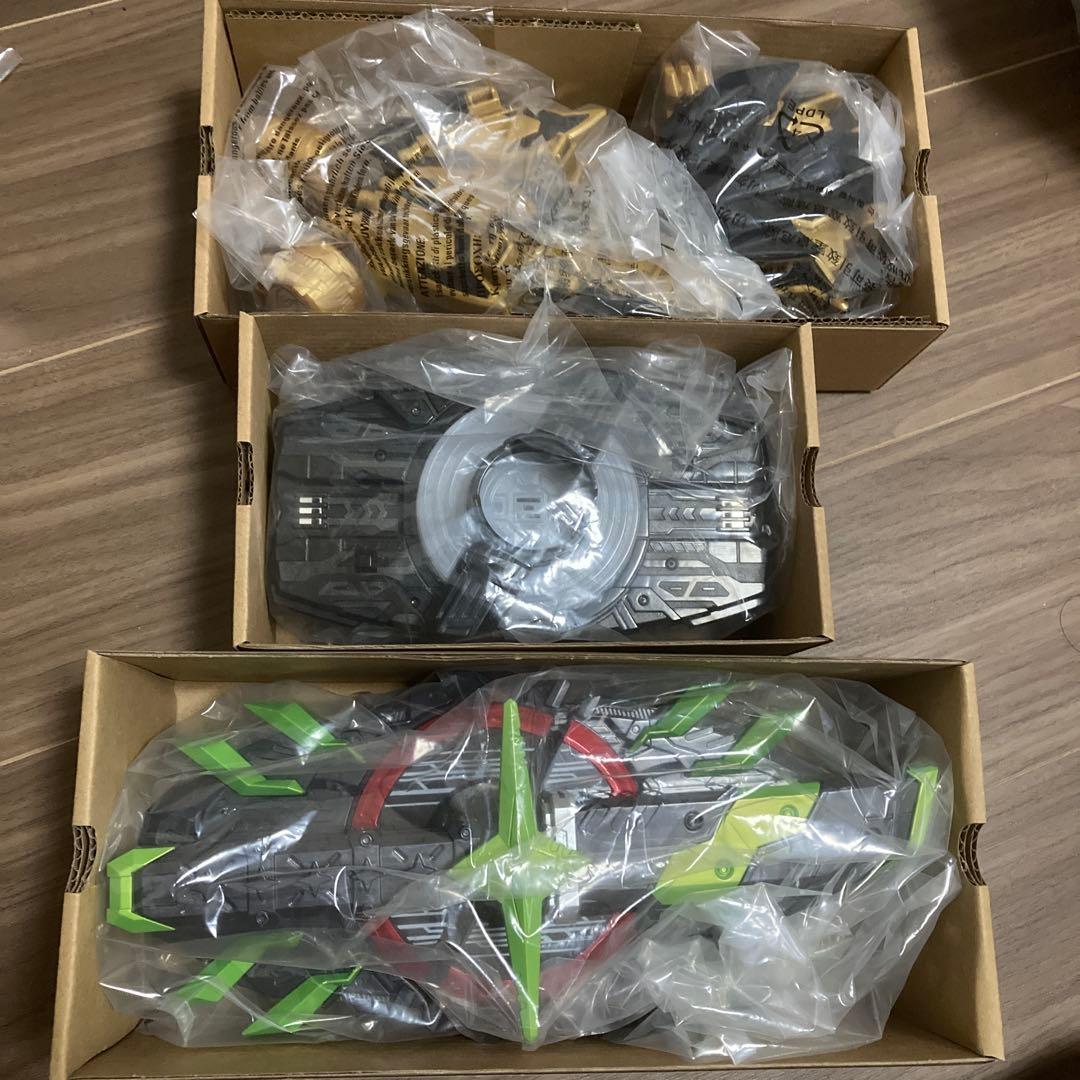 仮面ライダーギーツ　メモリアルレイズバックル