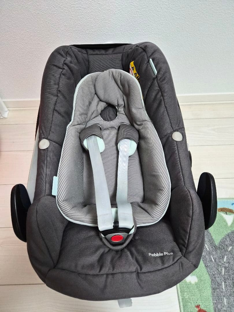 MAXI-COSI ベビーシート グレー/ブラック - メルカリ