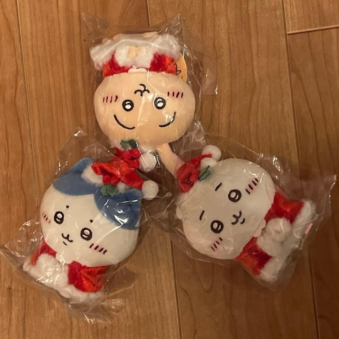 ちいかわ　サンタさんだ！持ちますマスコット　ちいかわ　ハチワレ　うさぎ