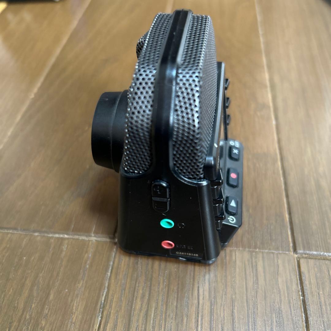 Zoom Q2n ハンディビデオレコーダー バッテリーケースbcq-2n付き