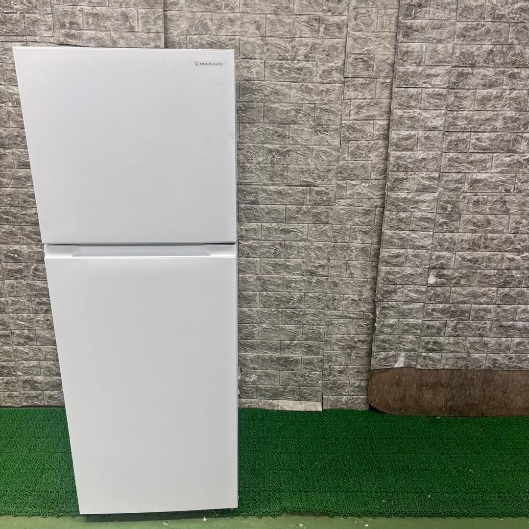 712 ヤマダセレクト　冷蔵庫　小型　一人暮らし　236L 200L強　きれい