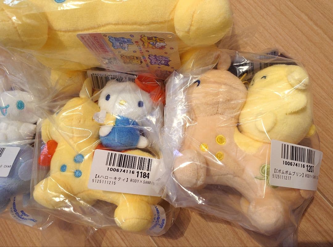 ロディ×サンリオ ハローキティ（大小）、ポムポムプリン、シナモロール