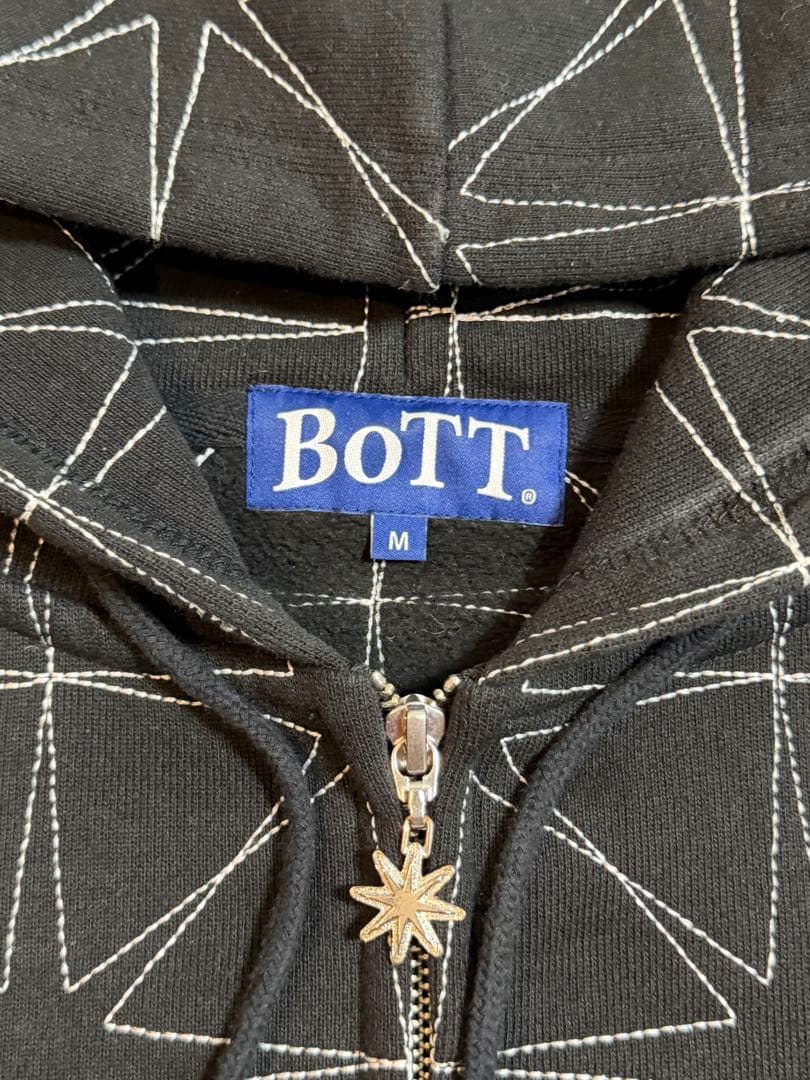 BoTT 幾何学模様 フルジップパーカー　Mサイズ　ボット