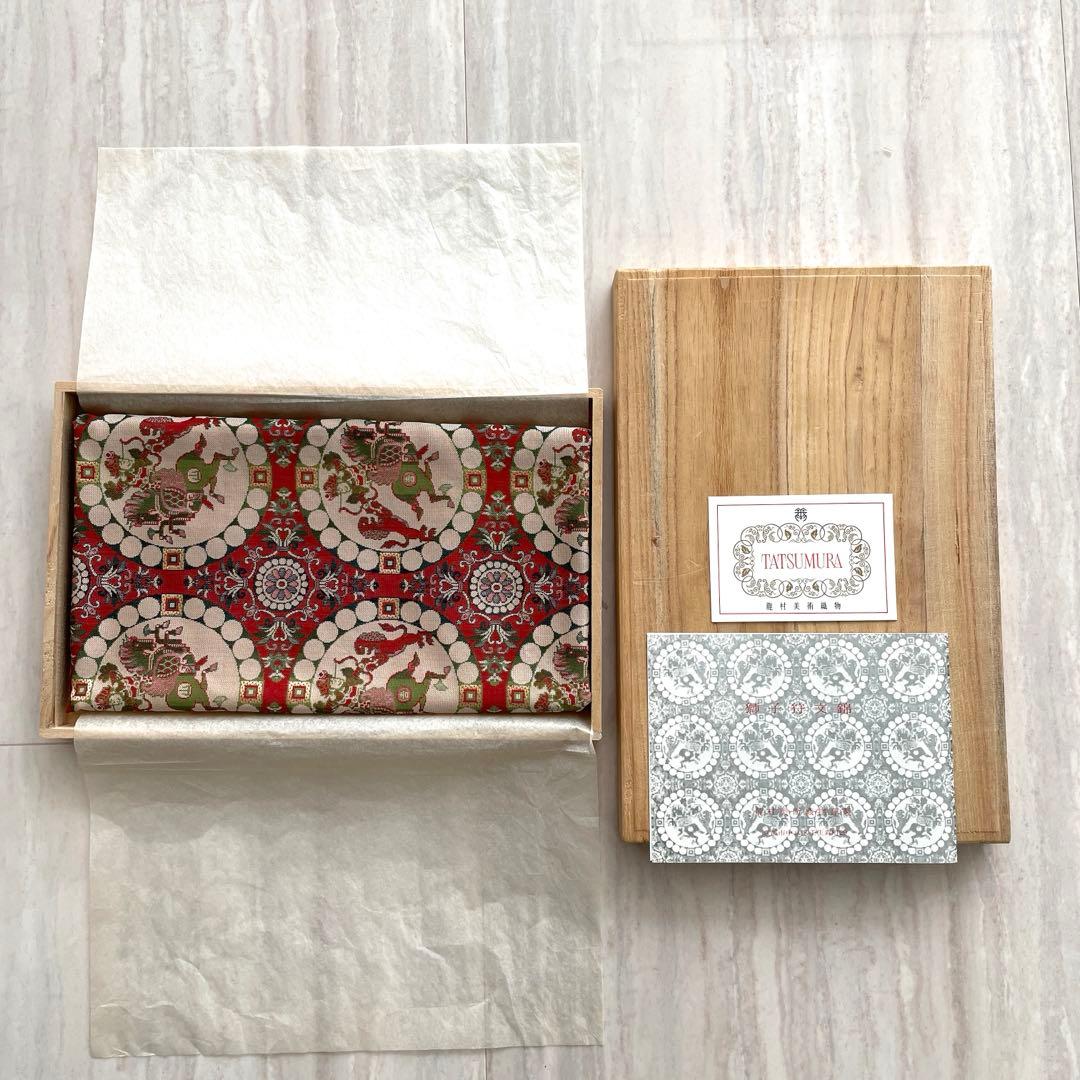 A未使用保管品龍村美術織物葡萄唐草文錦白銀+黄金iPhone11ProMax用 未