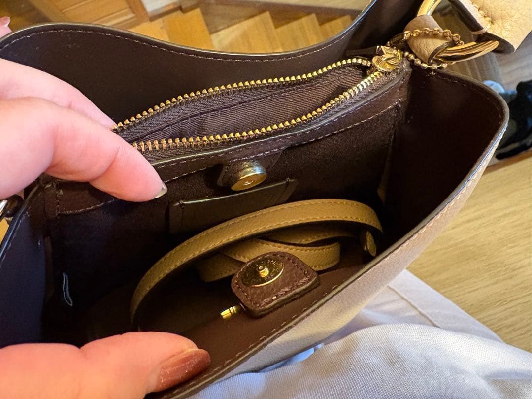 Coach ショルダーバッグ ベージュ レザー