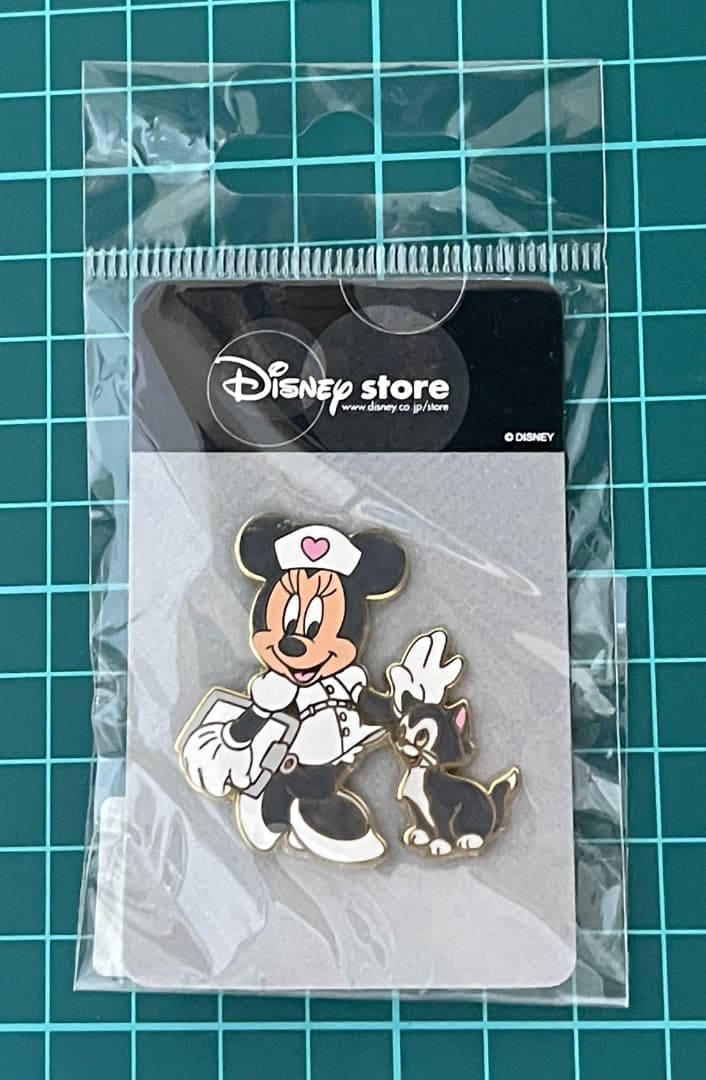 ディズニー ディズニーストア ナース ミニー フィガロ ピン