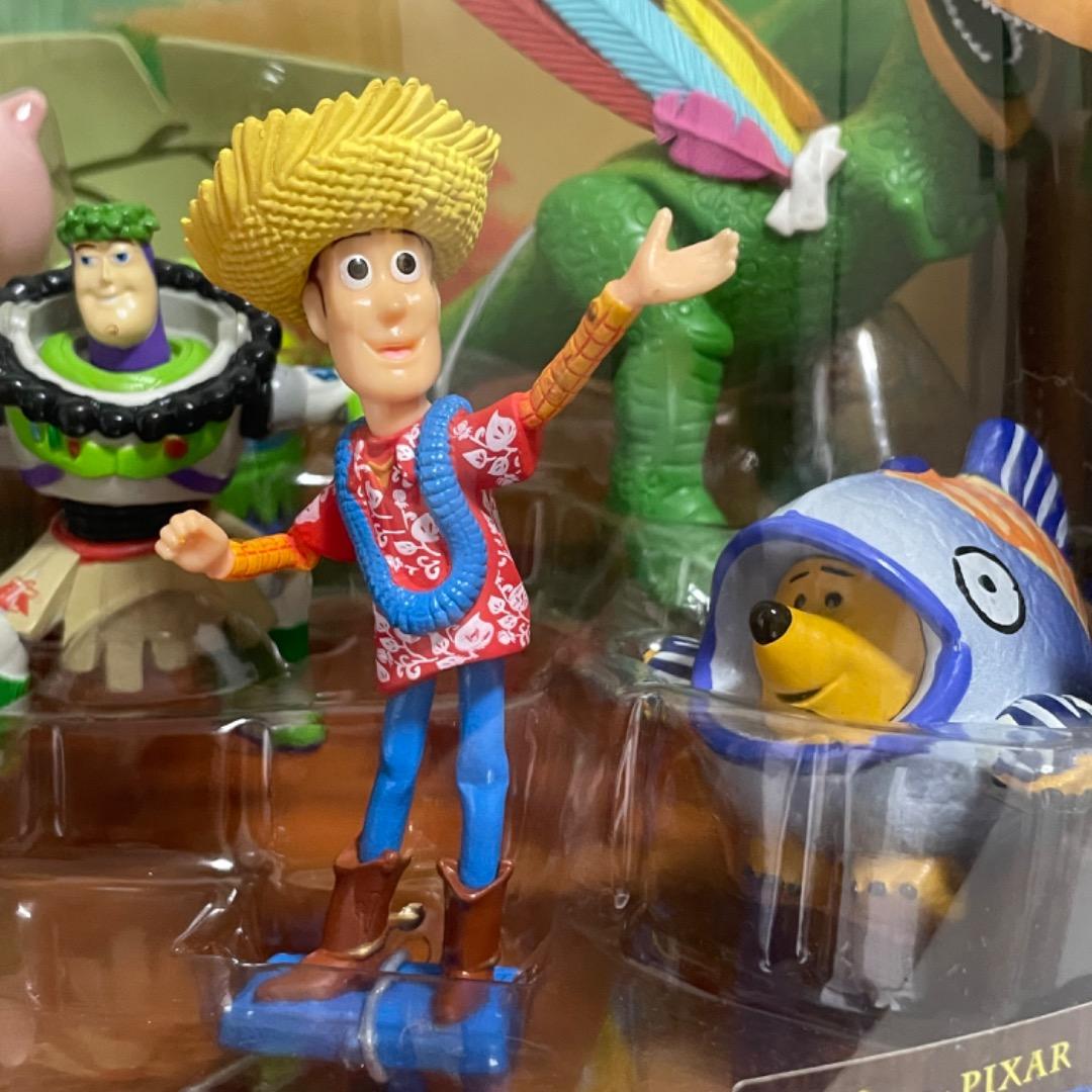 トイ・ストーリー Deluxe Figurine Set ハワイアンバケーション トイ