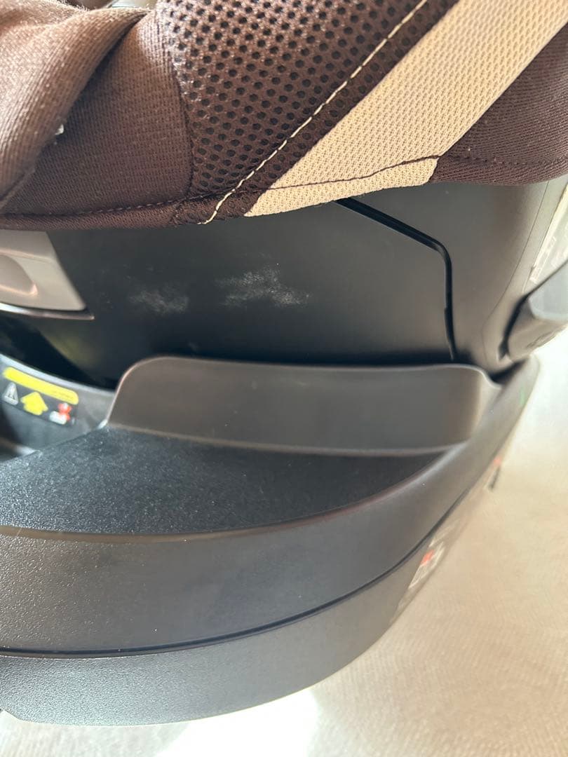 3連休限定値下げエールべべチャイルドシート ISOFIX クルット3i