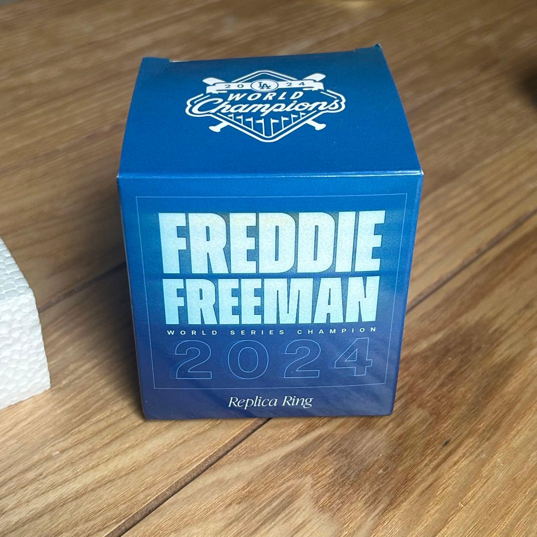 球場配布限定 ドジャース WSチャンピオンリング フリーマン - メルカリ