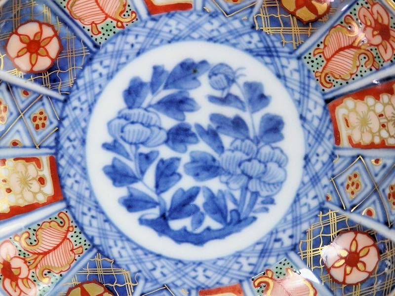 大聖寺伊万里 金襴手 菊花型 牡丹の図 4寸皿 2枚 C457AS-CVsの通販はau