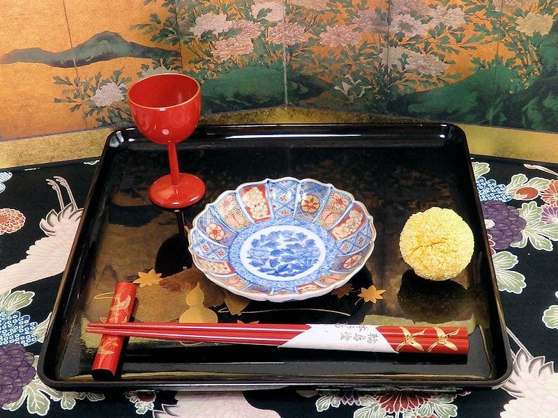 大聖寺伊万里 金襴手 菊花型 牡丹の図 4寸皿 2枚 C457AS-CVsの通販はau