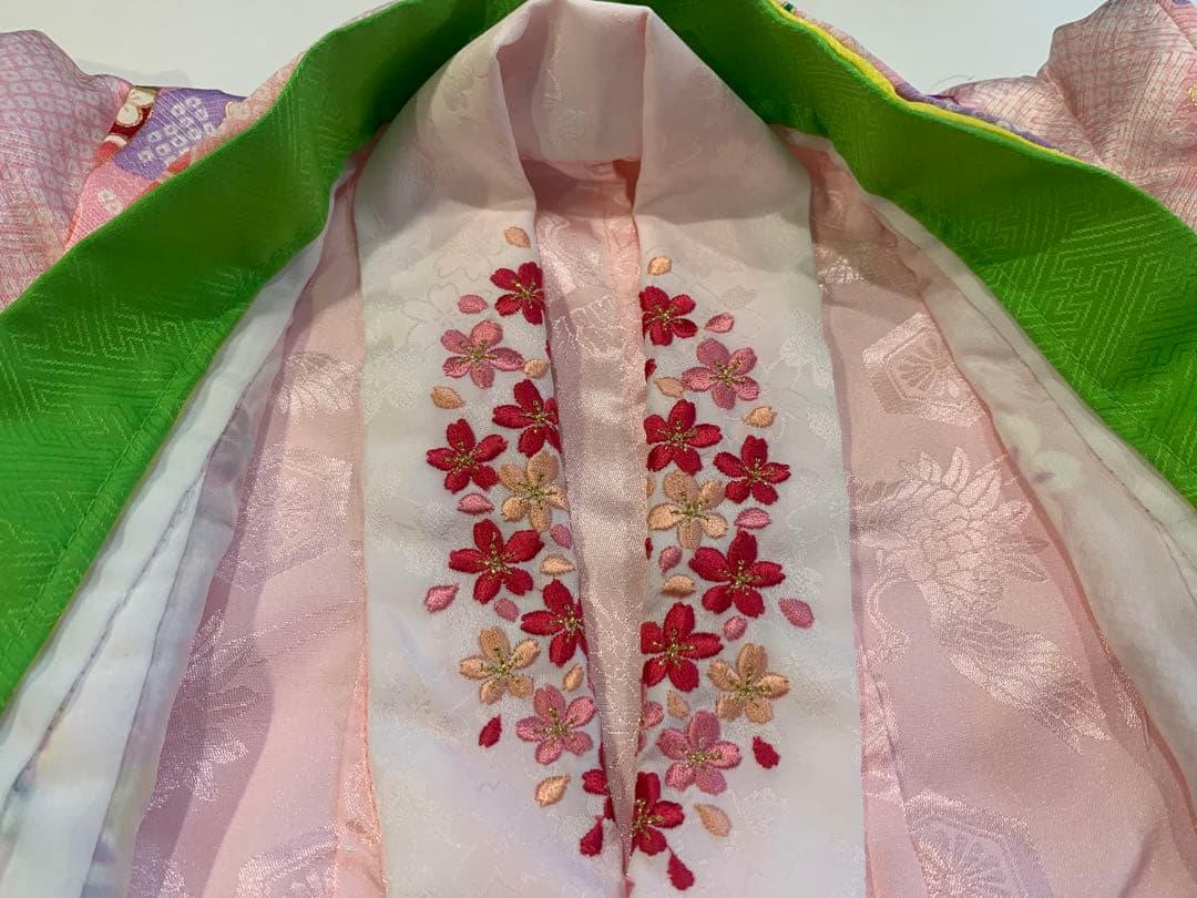 七五三⭐︎正絹⭐︎桜古典柄着物、被布コート、ファー襟付き7点セット新品タグ付三歳五歳