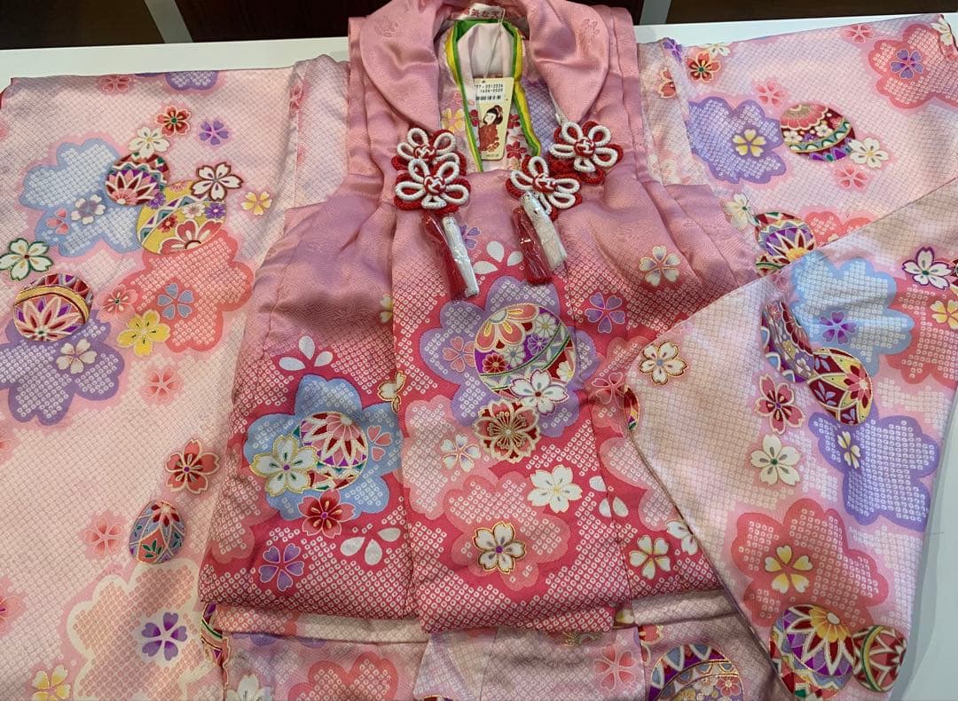 七五三⭐︎正絹⭐︎桜古典柄着物、被布コート、ファー襟付き7点セット新品タグ付三歳五歳