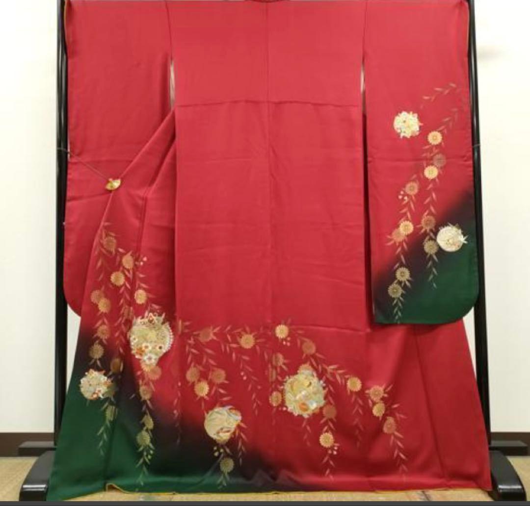 振袖 フルセット6点M〜Lサイズ赤と緑の花柄刺繍