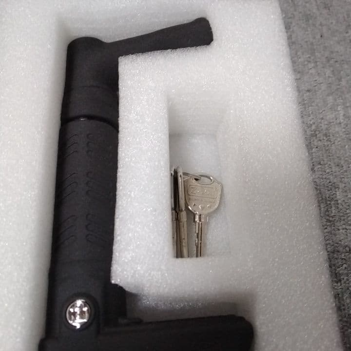 プリプリ男　LESTA　自動車用ブレーキペダルロック　LST-P15