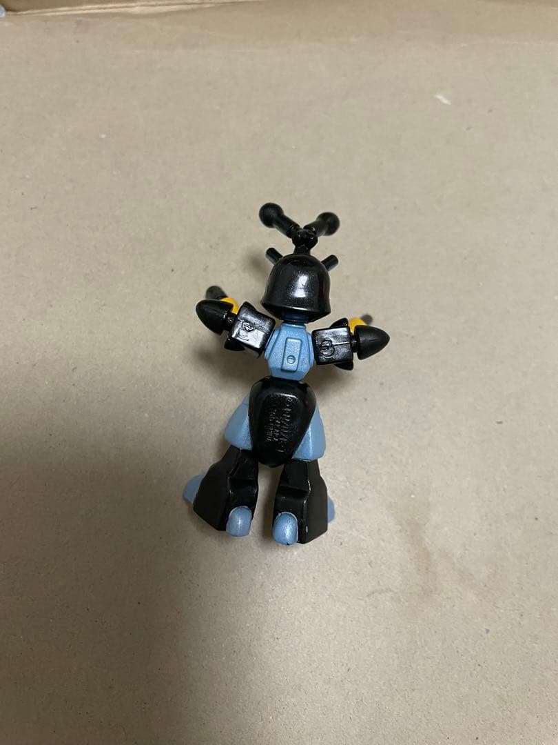 メダロット　コレクション　ブラックビートル　ロボットフィギュア