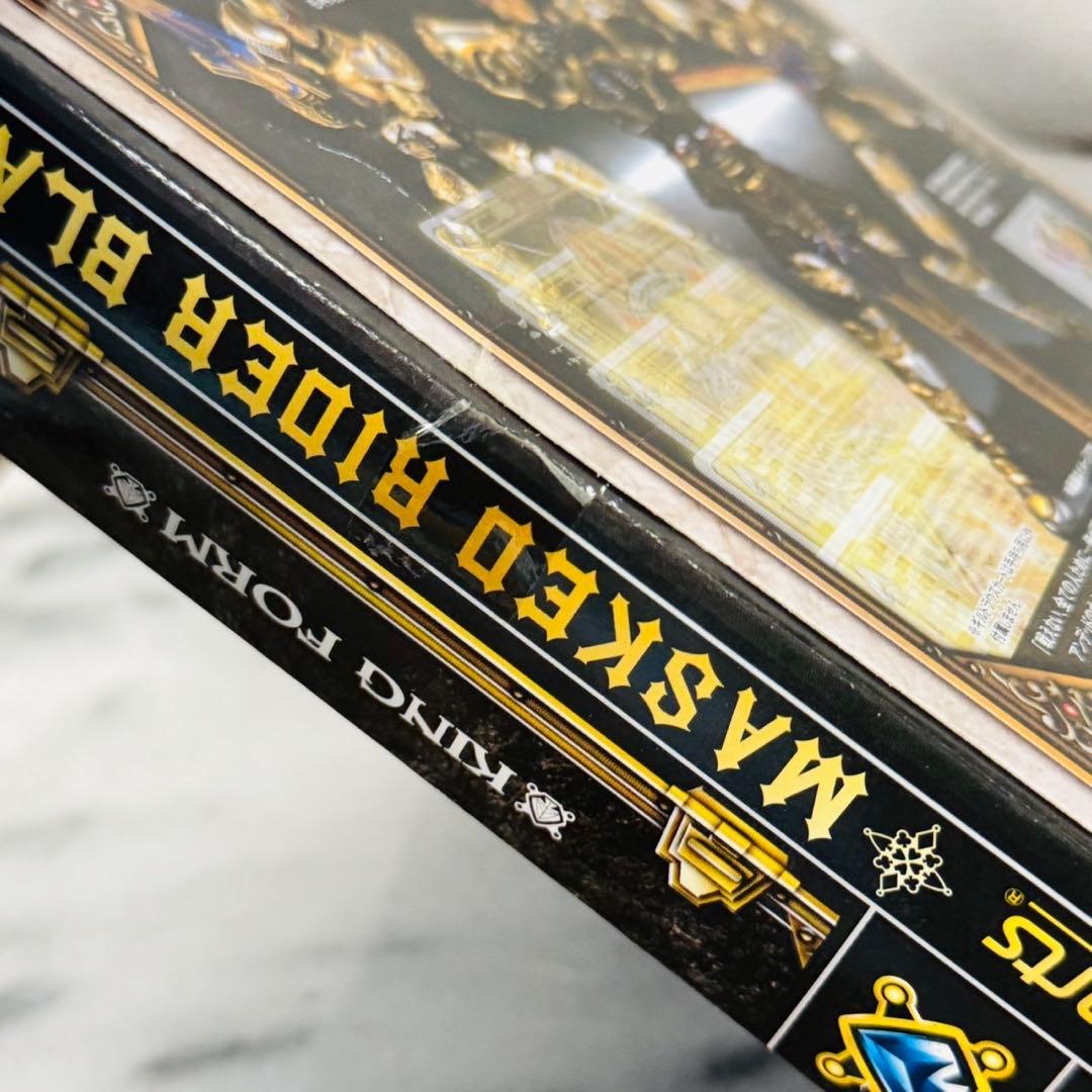 D91新品！S.H.Figuarts 仮面ライダーブレイド キングフォーム