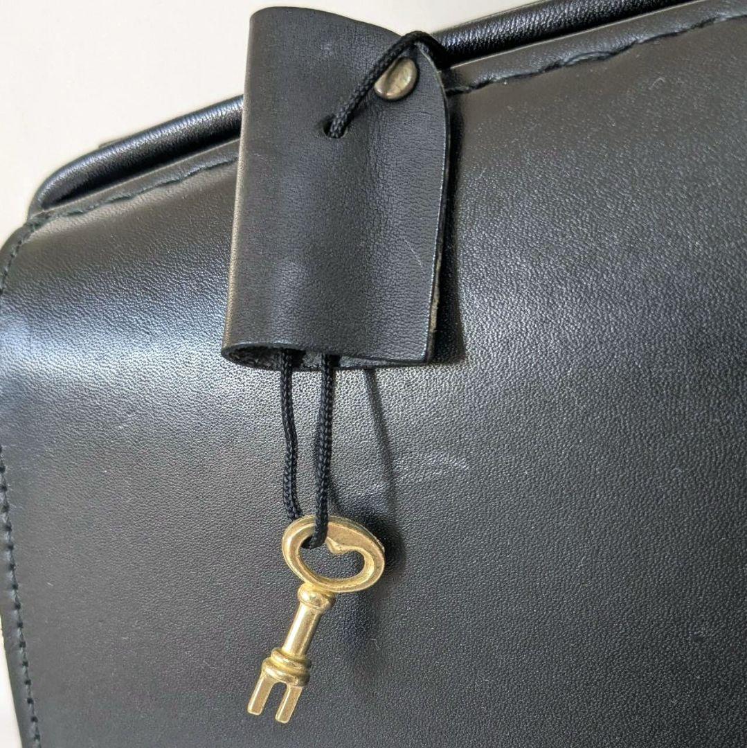 ダレスバッグ ドクターバッグ ビジネスバッグ 日本製 本革 ブラック 鍵 底板