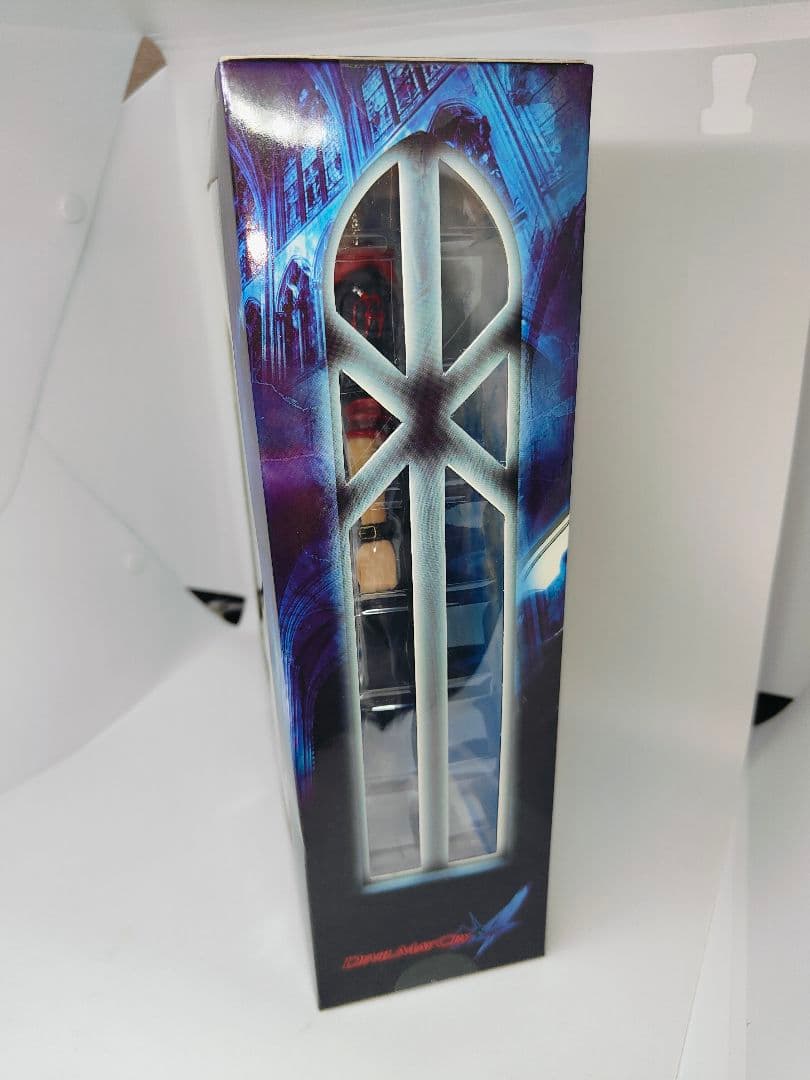 未開封　スクウェア・エニックス　プレイアーツ改　デビルメイクライ4 ネロ