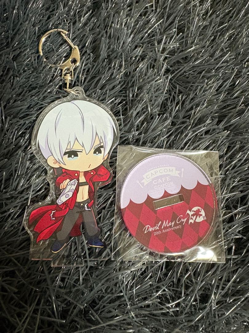 ✨ デビルメイクライ 20周年 カプコンカフェ アクリル スタンド ダンテ