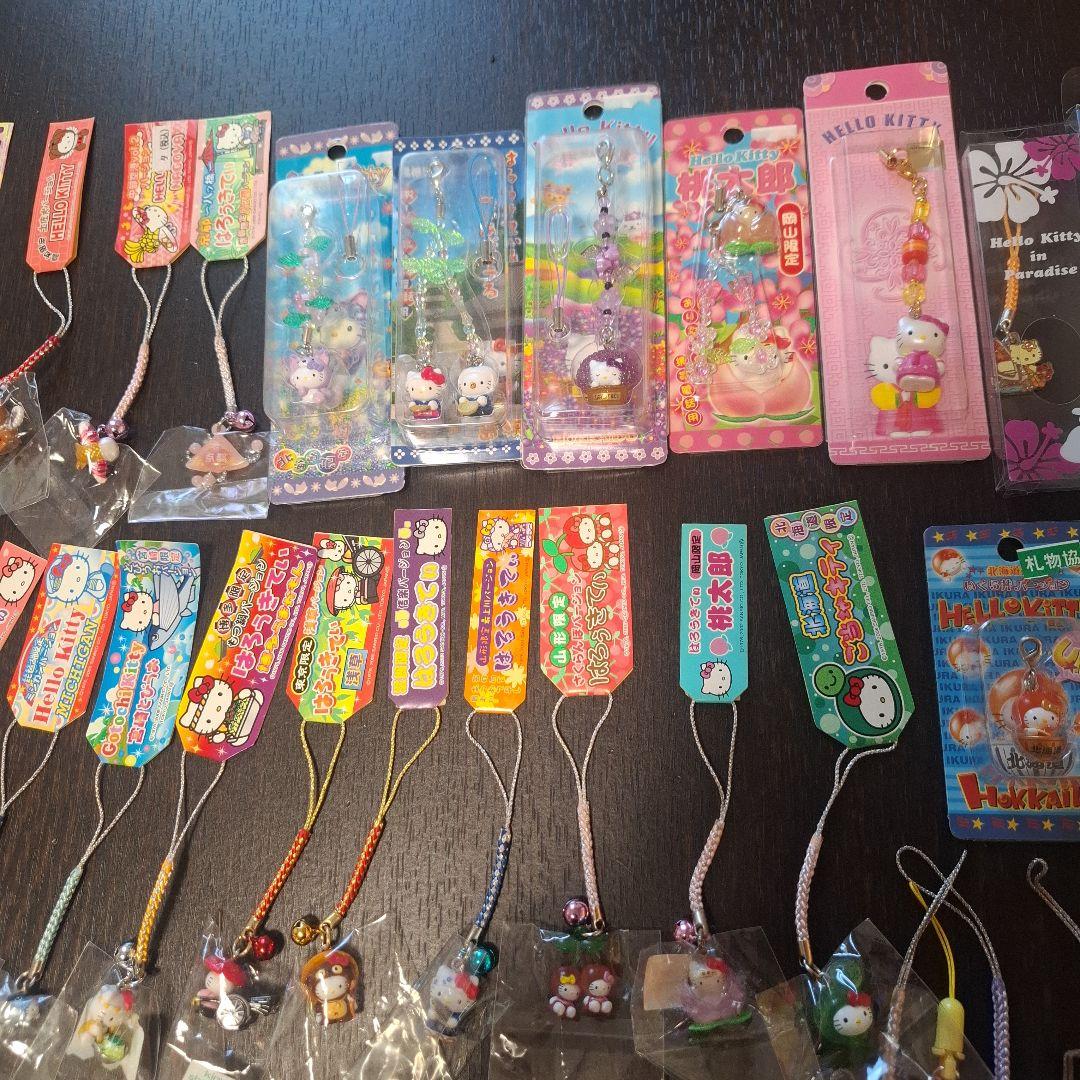 15年前～20年のご当地キティ★根付け　６５個　海外もあり