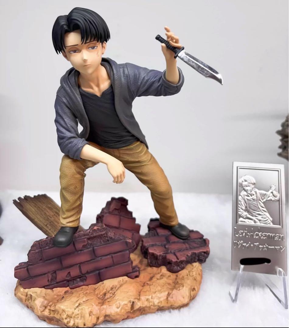 進撃の巨人 エルヴィン·スミ リヴァイ ガレージキット ガレキ スタチュー③