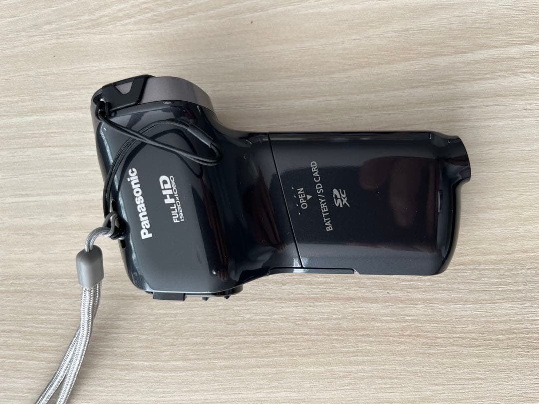 「ゆう」　Panasonic HX-DC2 ビデオカメラ 15倍ズーム