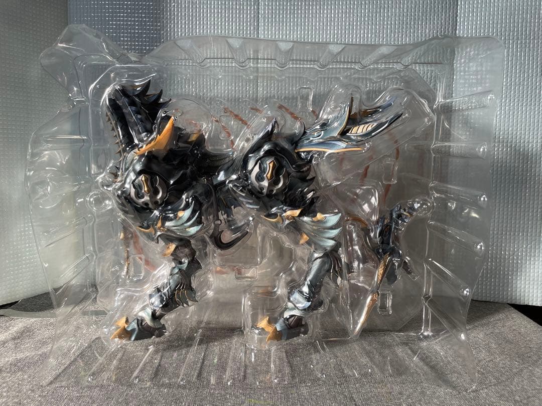 魔戒可動　暗黒騎士 キバ　魔導馬 ライゴウ　牙狼<GARO>