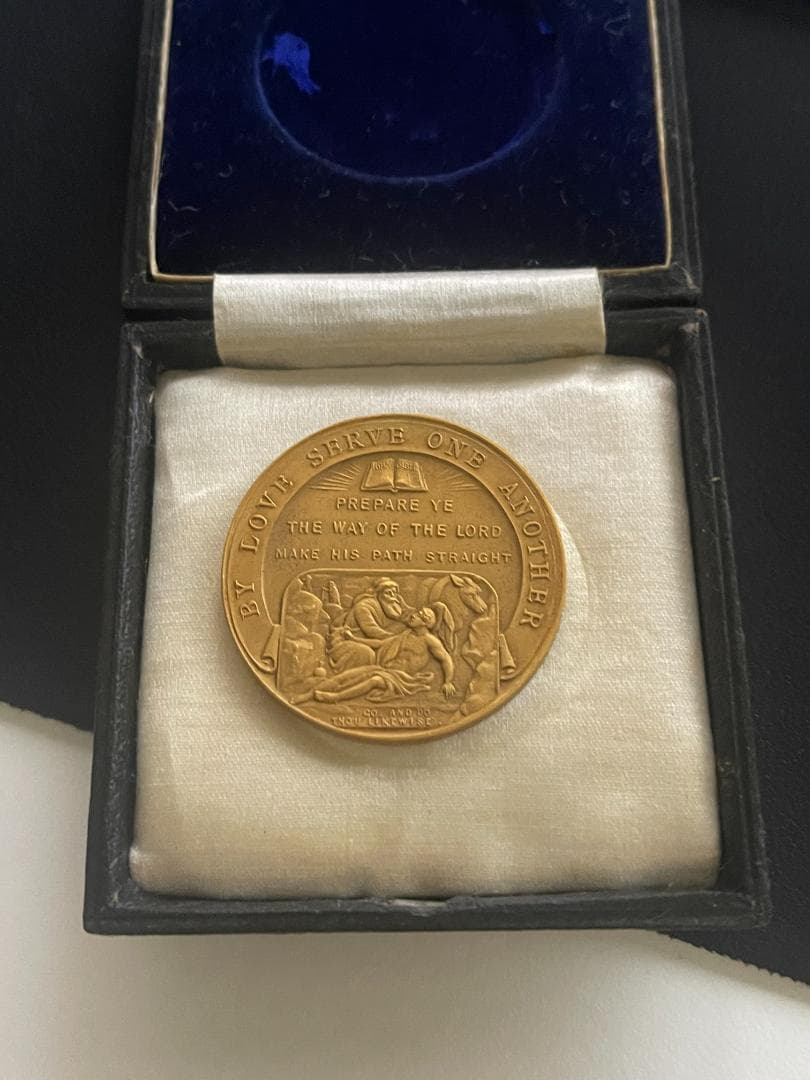 salvator mundiの歴史的なメダル