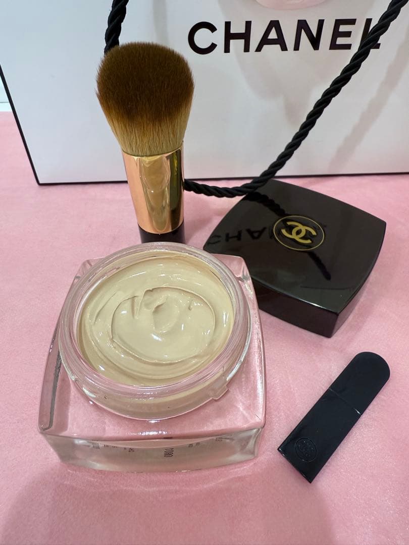CHANEL サブリマージュ ルタン　クリームファンデーション ベージュ10