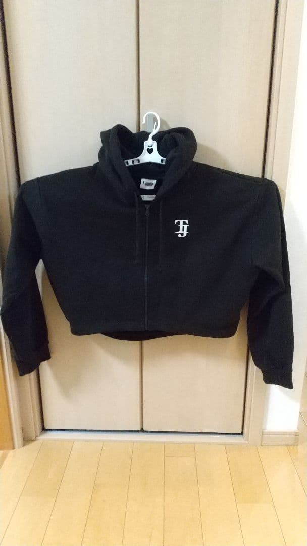 TravisJapan VIIsual 2025 ツアーグッズ パーカー - メルカリ