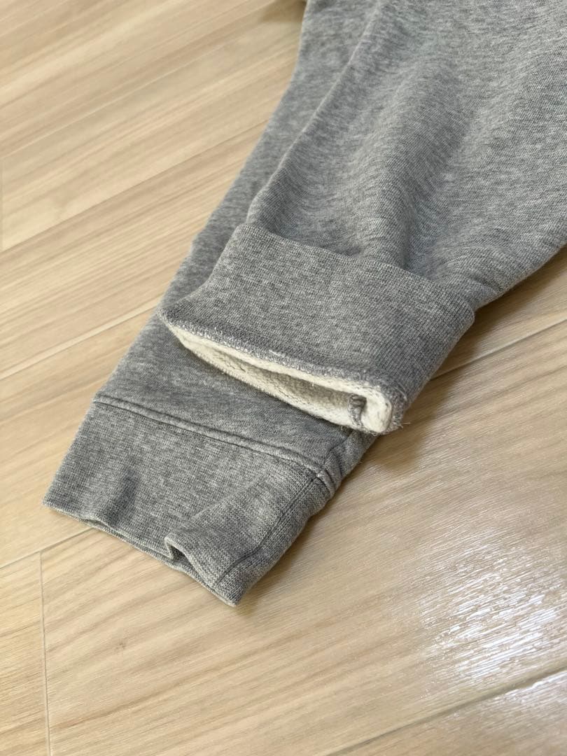 Stussy グレー 刺繍 フード付きパーカー Ｌサイズ