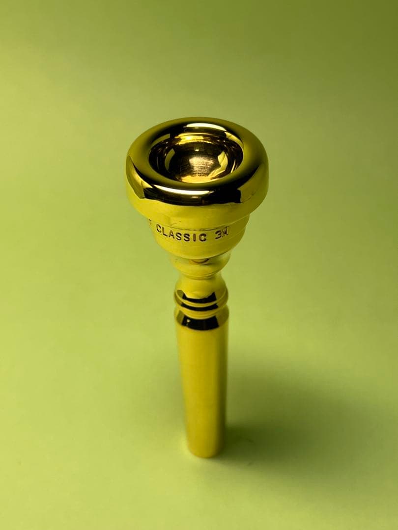 美品ニューヨーククラシック　３Ｍ　金メッキ　トランペットマウスピース