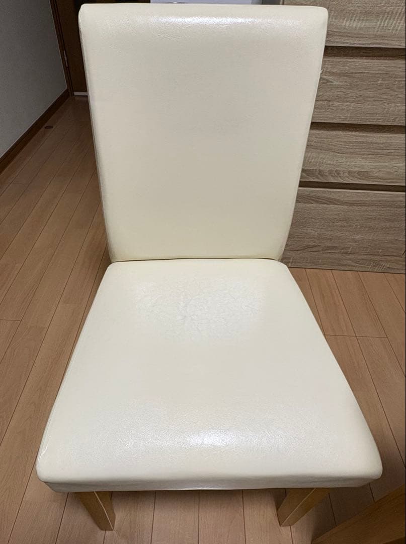 木製ダイニングテーブルと椅子4脚セット(TAEKO)