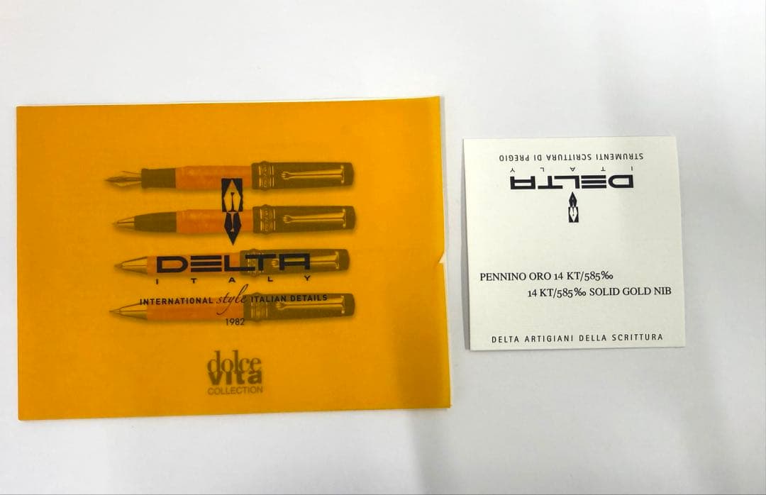 デルタ　ドルチェビータ　ミディアム　万年筆　14k F